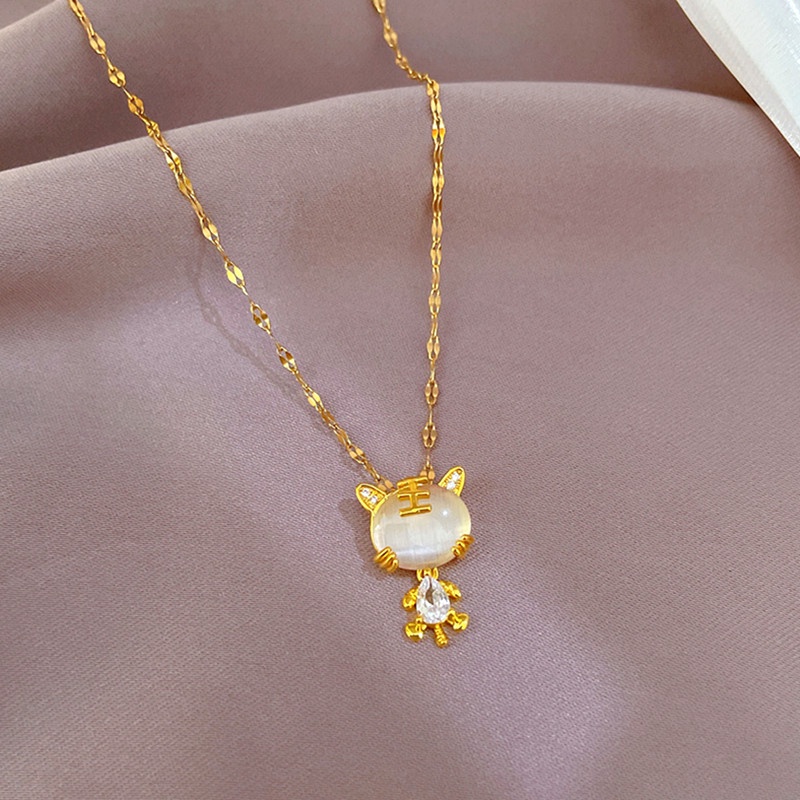 Kalung Titanium Anti Karat Tahun Harimau Opal Lucu Beruntung Emas 18k Perhiasan Wanita