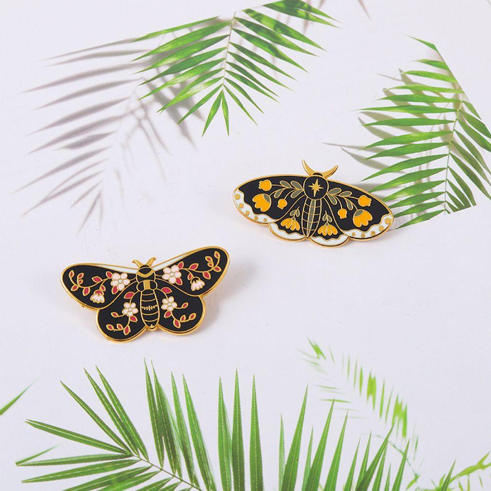 [Elegan] Kupu-kupu Enamel Pin Lucu Kreatif Hitam Serangga Tanaman Hadiah Perhiasan Aksesoris Hadiah Untuk Anak-Anak Valley Vine Travel Commemorative Enamel Pin