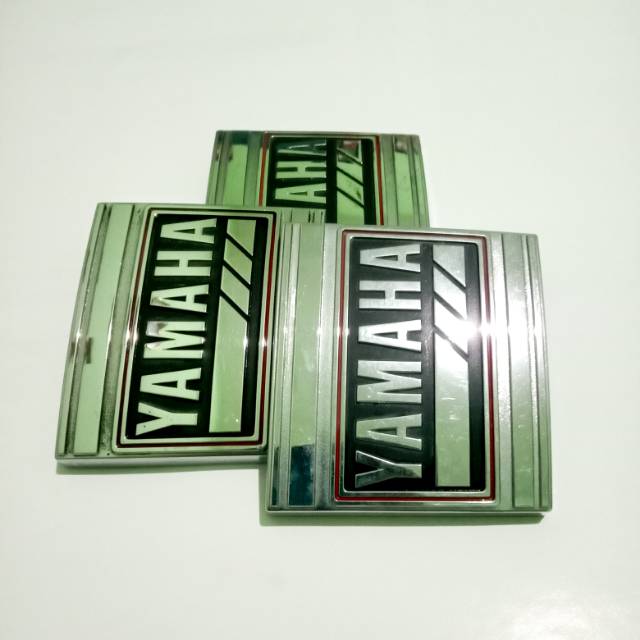 Emblem Panel Dada Yamaha Alfa