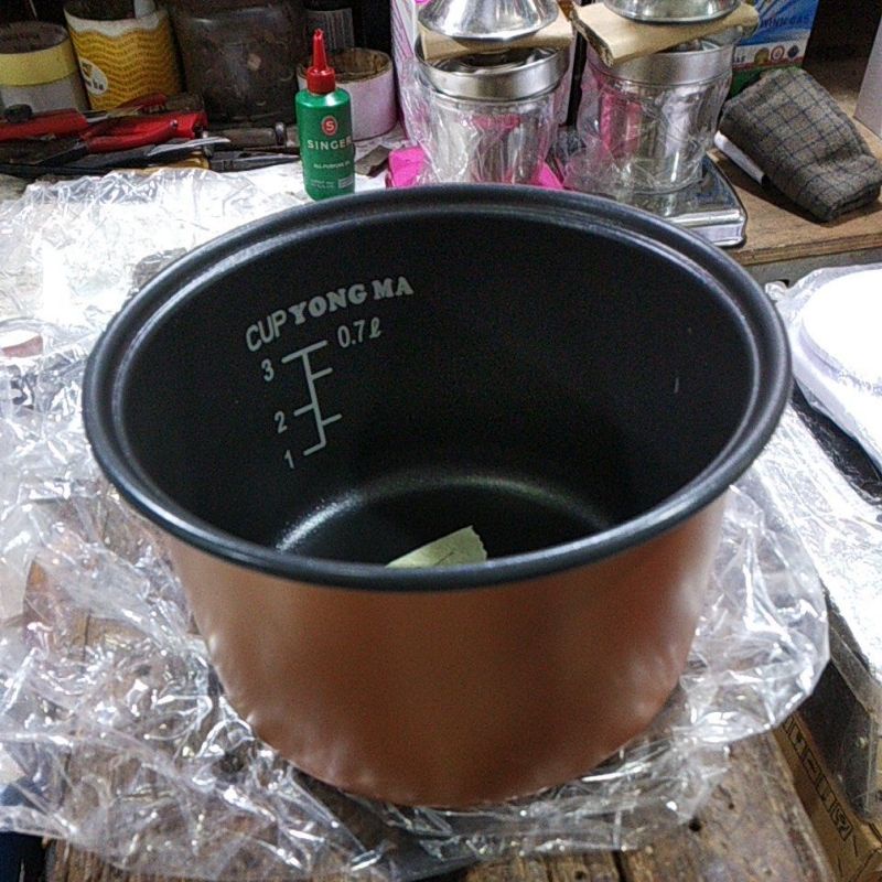 Panci Magic Com Yong Ma 0,7 Liter