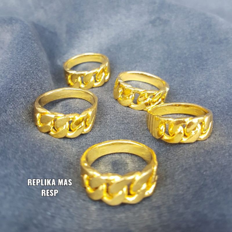 Cincin lapis emas 24k /replika, awet,persis seperti asli,tahan,cantik