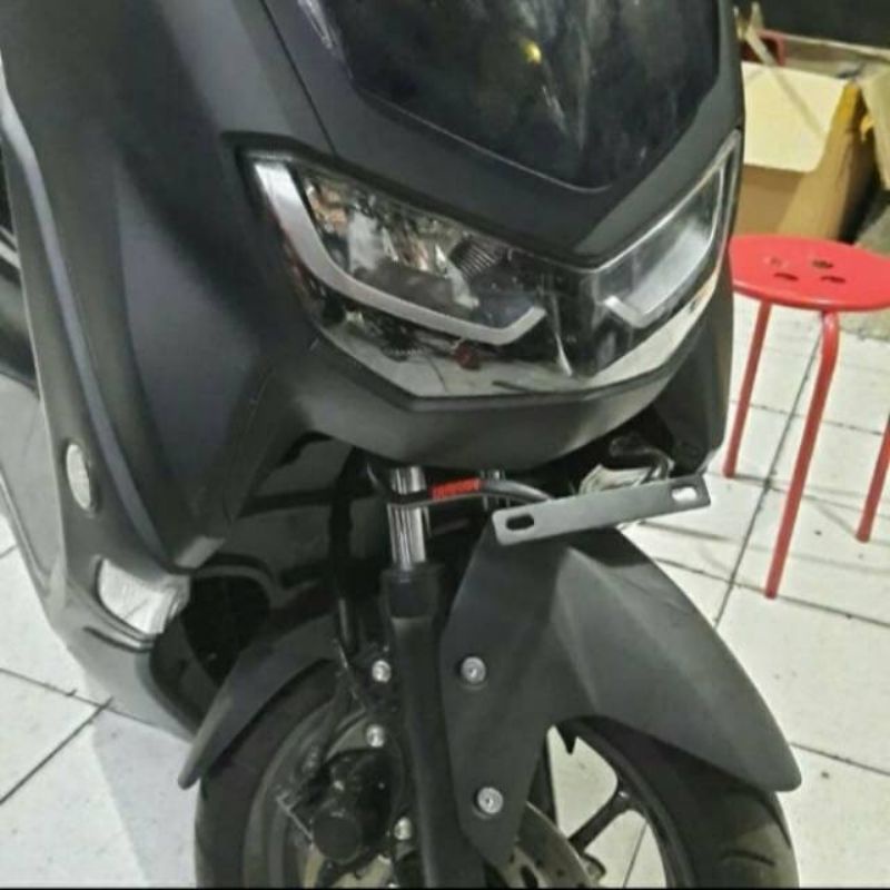 Breket Plat Nomor Model kumis PnPYamaha All New Nmax 2020 - 2022