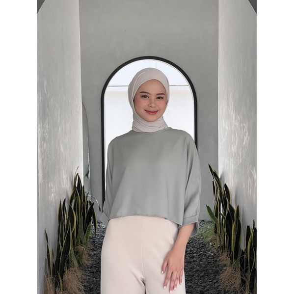 LUNA CROP TOP CRINKLE AIRFLOW BLOUSE CROP WANITA OVERSIZE