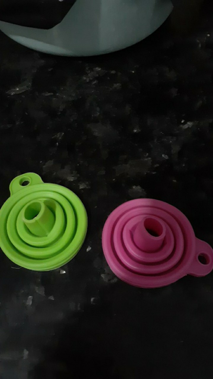 Corong Air Minyak Silicone Silikon / Corong Lipat Ukuran Flexible Corong Mini Corong Parfum Mini