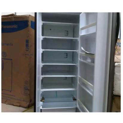 Panasonic Freezer Lemari Pembeku Es 6 Rak NR-AS17AH Frizer Es Batu