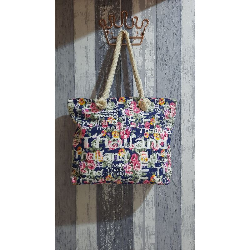 Tas wanita asli Thailand