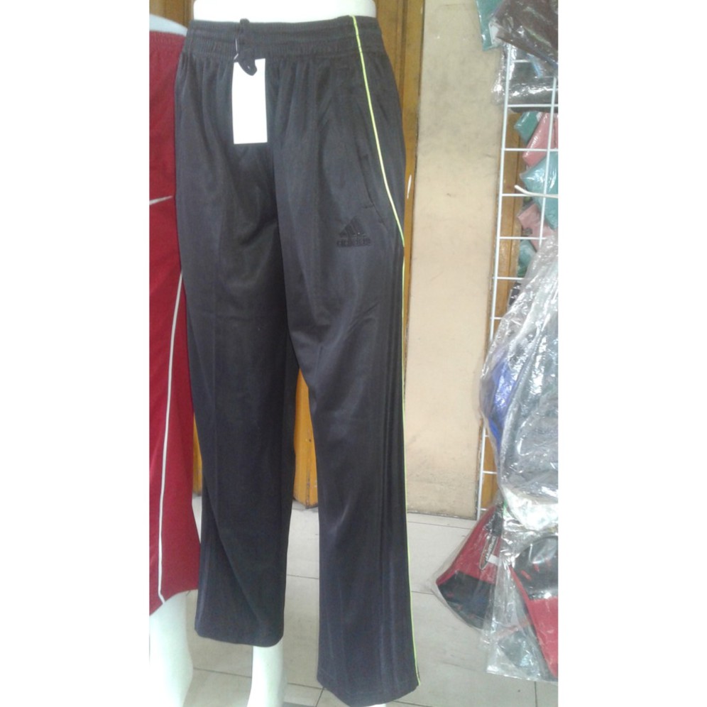 celana Training adidas