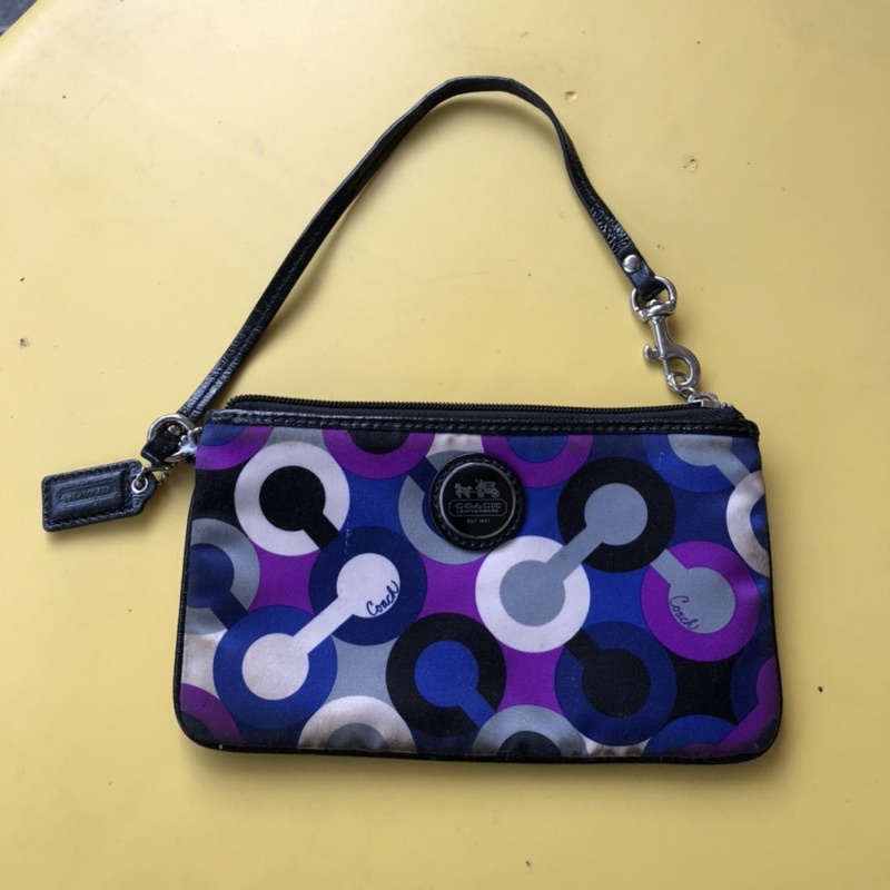 Preloved COACH Wristlet