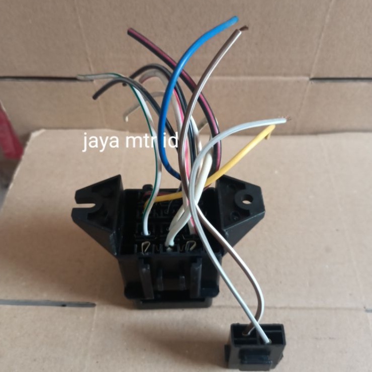 rumah skring fuse box Futura T120ss