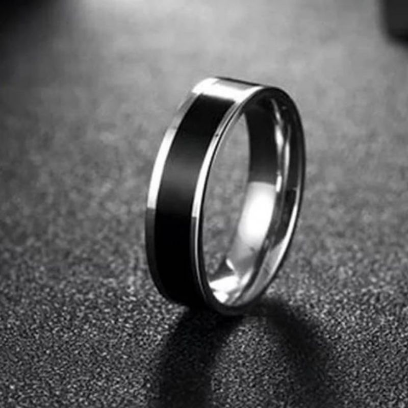 Cincin hitam silver &amp; gold anti karat bahanTitanium Stainless Steel