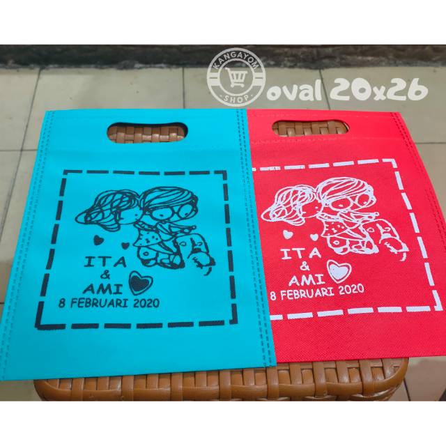 

souvenir nikah / undangan nikah / goodie bag custom sablon nama/ undangan oval