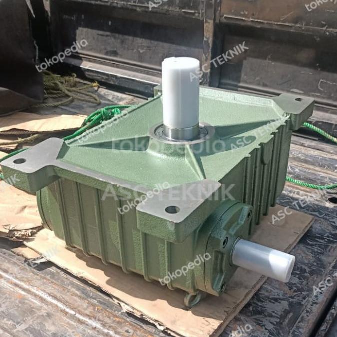 Hrf Wpx 135 Gear Box / Worm Gear Reducer Ratio 10 - 60