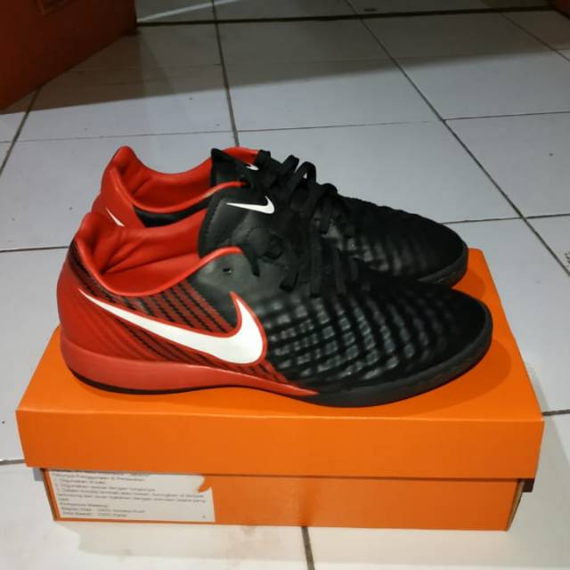 Nike futsal magista onda II