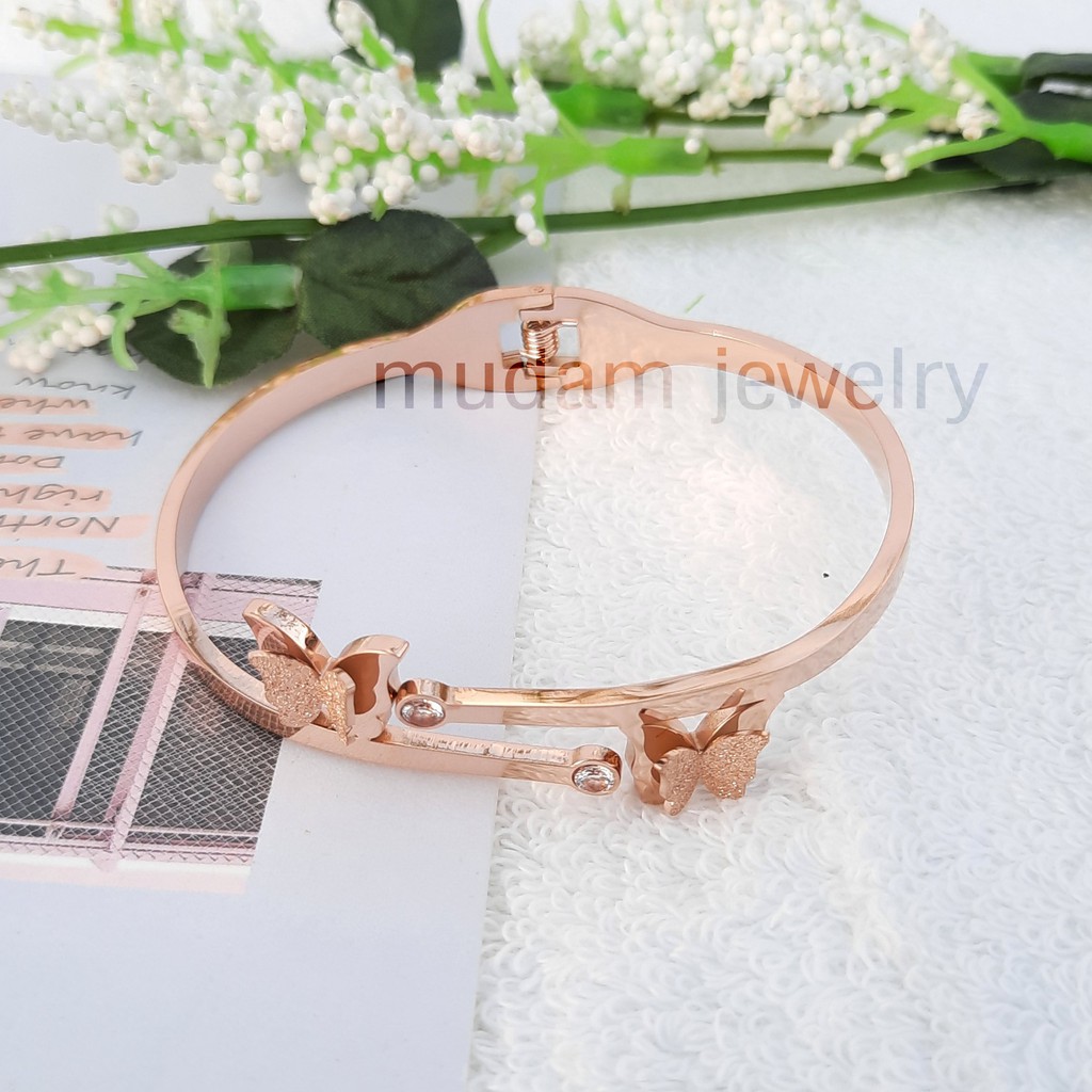 Gelang Bangle Titanium Dua Kupu-Kupu Diamonds Artifisial Warna Rose Gold, Gold dan Silver