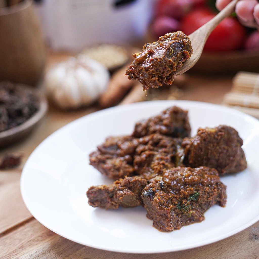 

RENDANG RINGKITCHEN_MAKANAN CEPAT SAJI