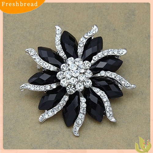 [ TERLARIS]Women's Xmas Gift Blossom Flower Brooch Black Crystal Rhinstones Collar Pin