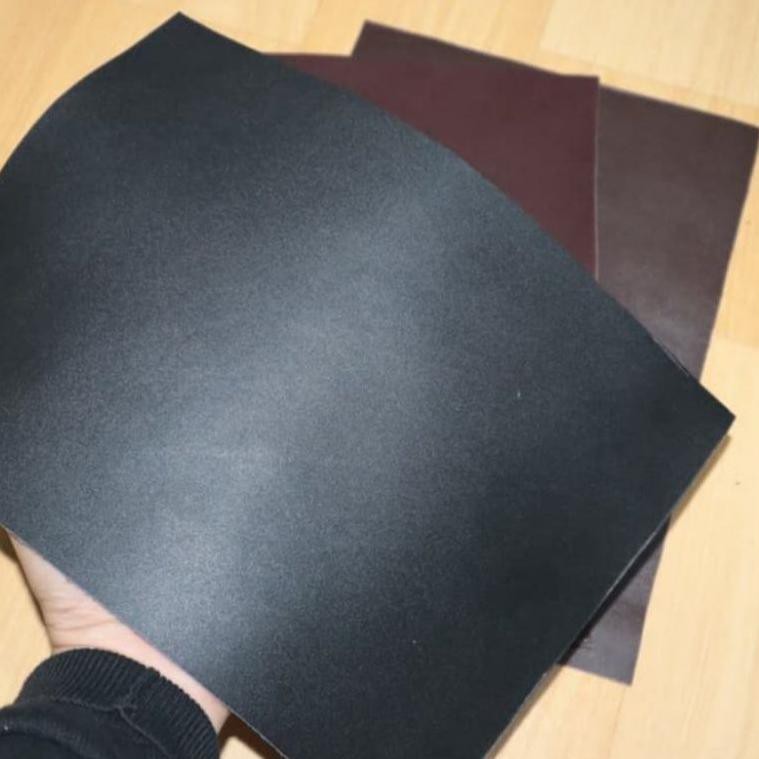 

Diskon's mingguanh KULIT SAPI LEMBARAN ASLI FULL GRAIN UKURAN A4 (21x30) LEATHER SHEET UNTUK KERAJIN