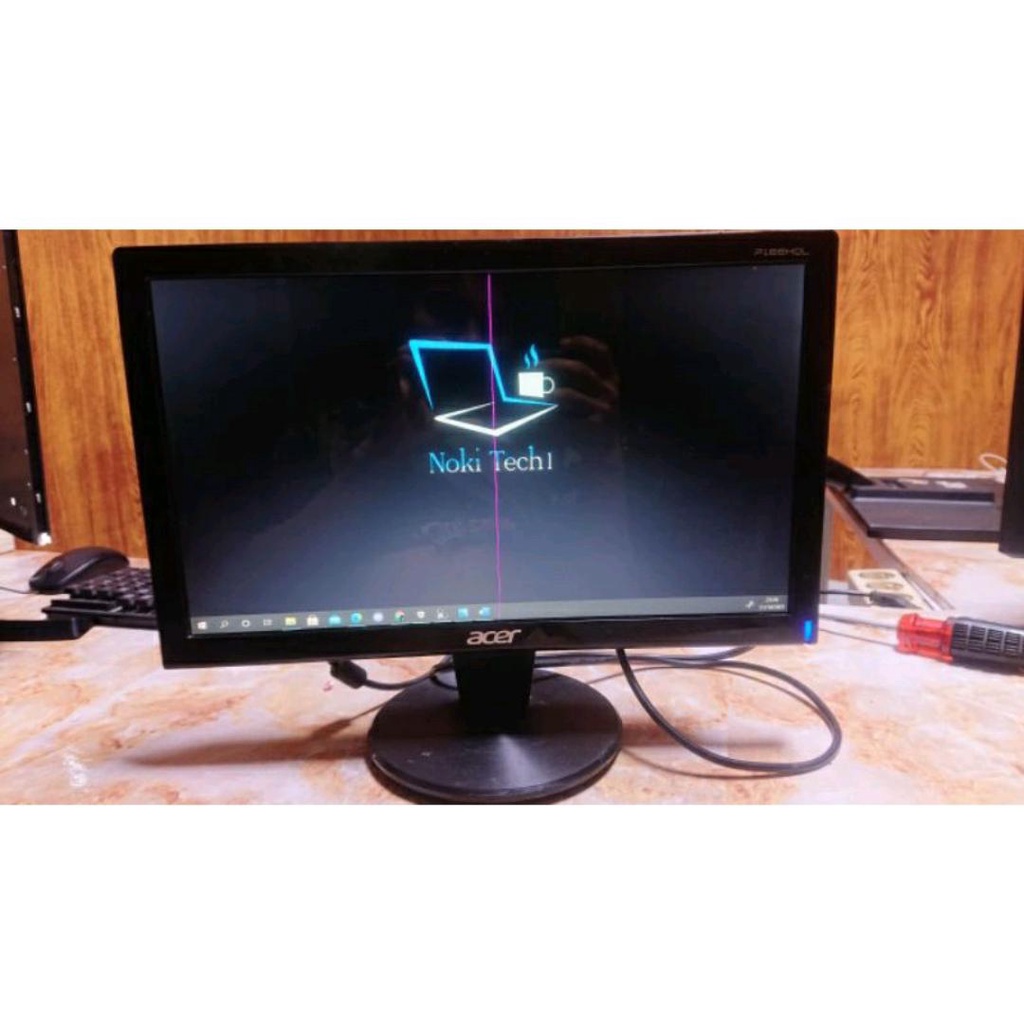 Lcd/Led Monitor 16/19inch Minus bergaris/dot, white spot