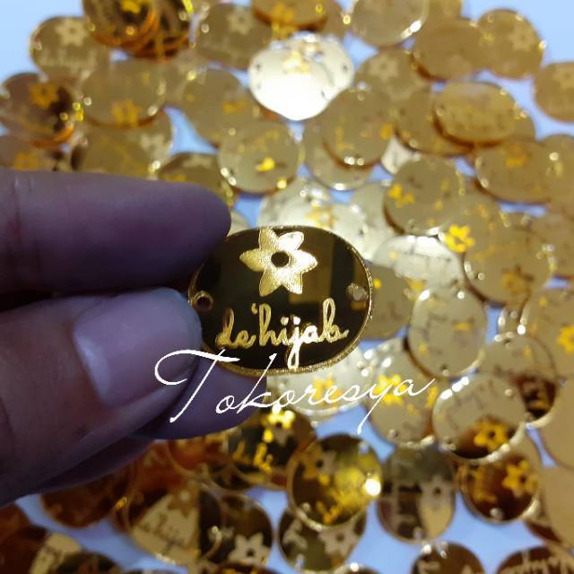 

Label akrilik/label rebranding/ label plat/label hijab/ label baju