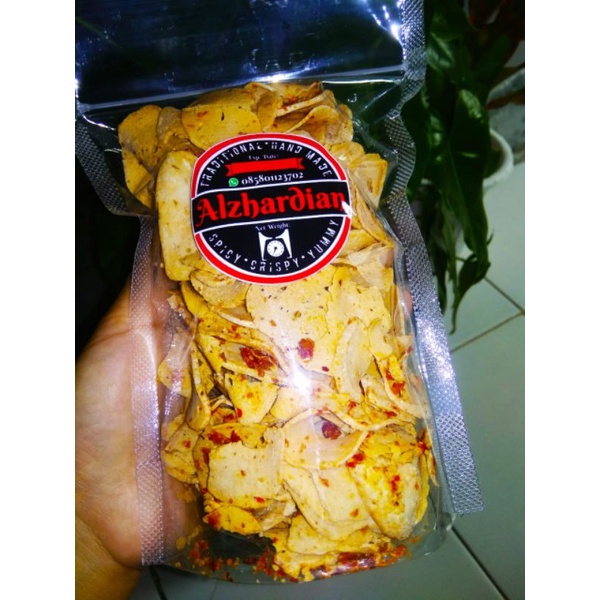 

Snack Kerupuk Cemilan Basreng Pipih Pedas Gurih Asin