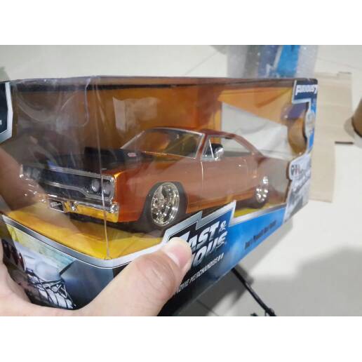 DISKON JADA 1:24 FAST FURIOUS DOM'S PLYMOUTH ROAD RUNNER DOM PLYMOUT RUNER