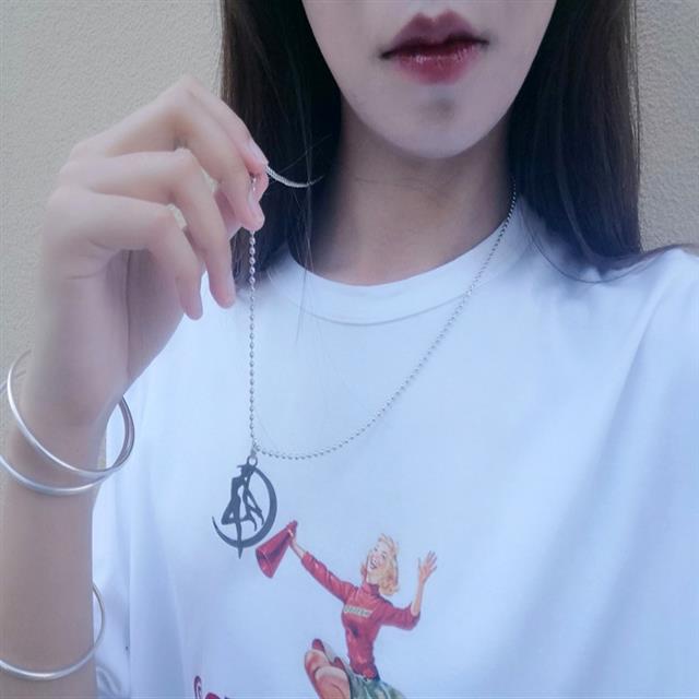 Eropa dan Amerika perhiasan stainless steel disco melompat tide hip hop kalung wanita online influen