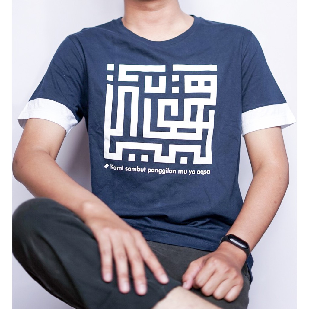 Kaos Palestin Kaligrafi Navy