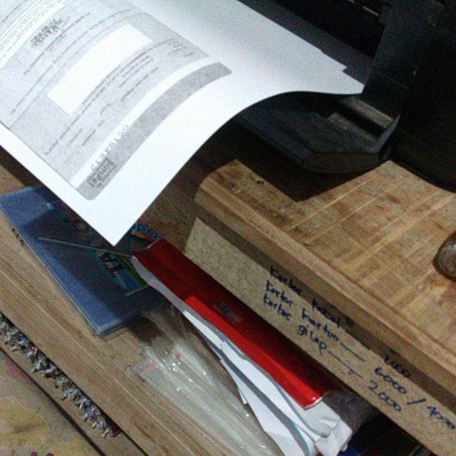 Grendel Pintu Cab Biru