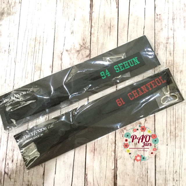

exo the elyxion embroidery name tag official
