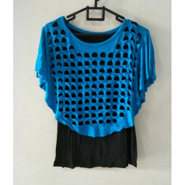 Kaos butik preloved