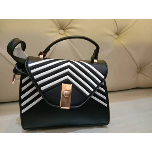 Tas wanita Elizabeth ori , bahan high kuality sintetis, new arrival, best seller motif bagus , ayo