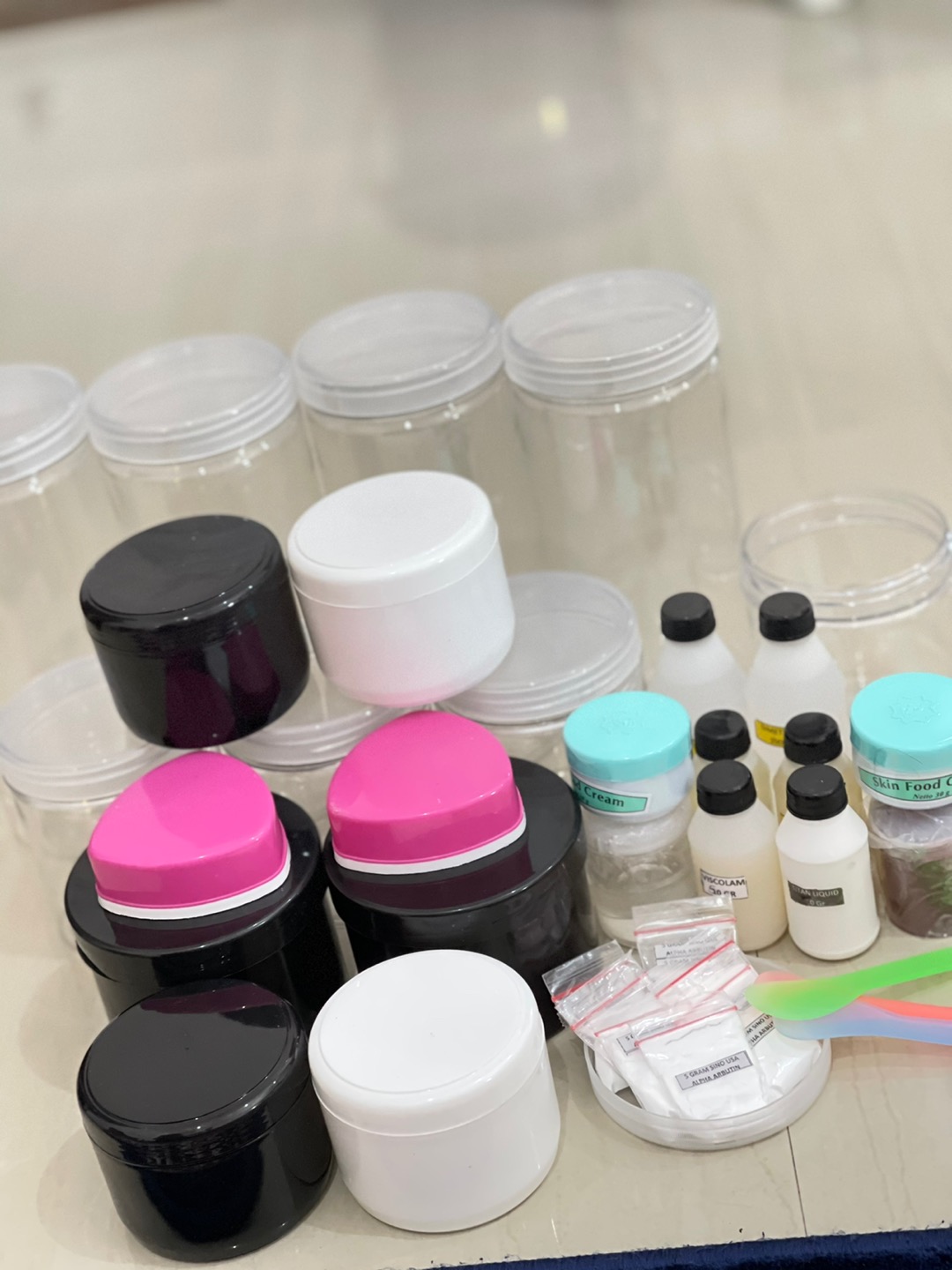 Pewarna Kosmetik Dan Softener Non Food Larut Dalam Air