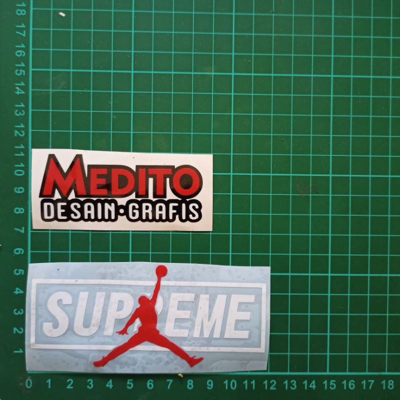 Sticker Cutting Supreme