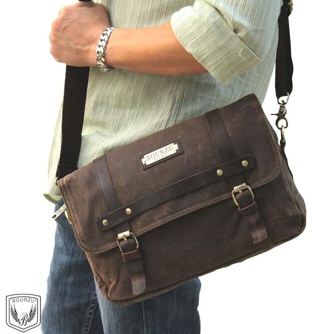 Tas selempang/ Shoulder Water proof bag Bourzu