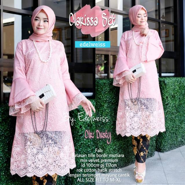 Clarissa set