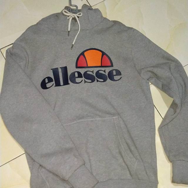 Ellese hodie