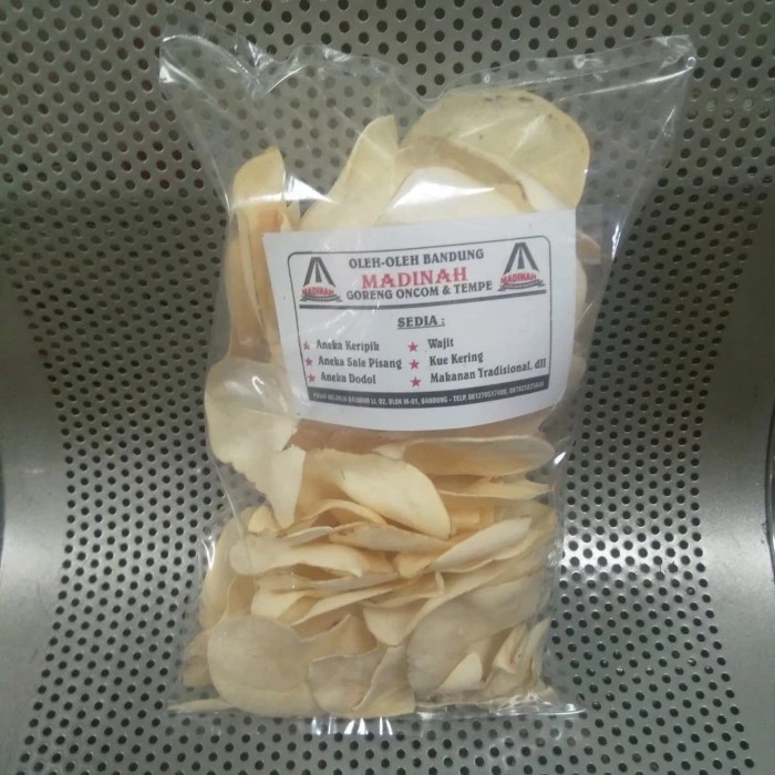 

KERIPIK KENTANG PUTIH MADINAH