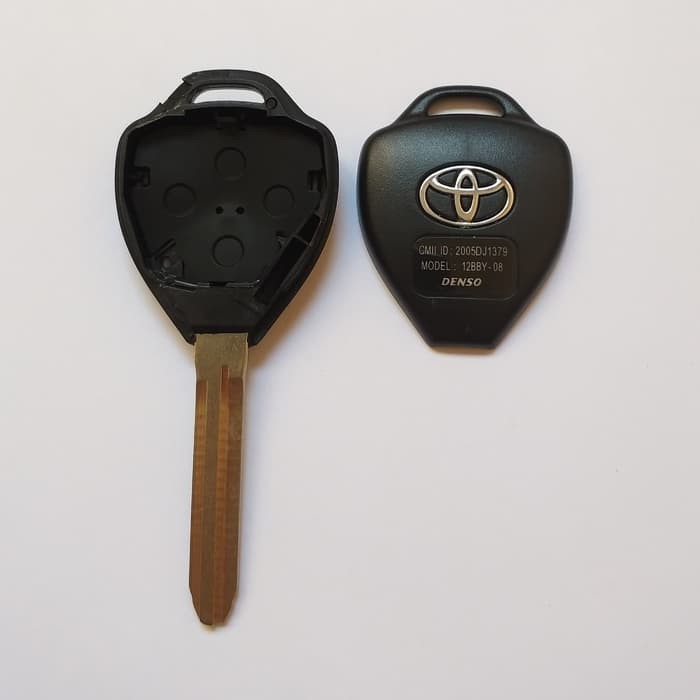CASING COVER CASE SARANG SARUNG RUMAH KUNCI MOBIL TOYOTA INNOVA FORTUNER CAMRY ALTIS 4 TOMBOL