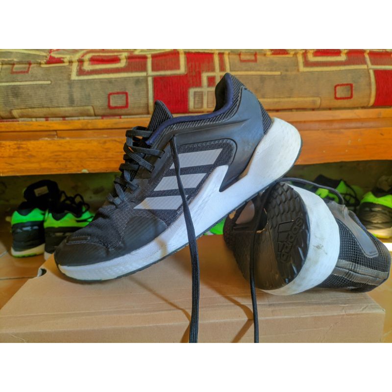 SEPATU SECOND/BEKAS ORI || ADIDAS Alphatorsion 360 Runing Shoes Sepatu Lari | Size 42 Insole 26,5