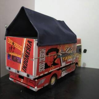  Miniatur  truk  elf giga tawakal variasi  terpal Shopee 