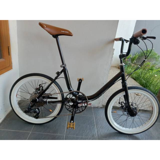 Sepeda Minion 8 Speed