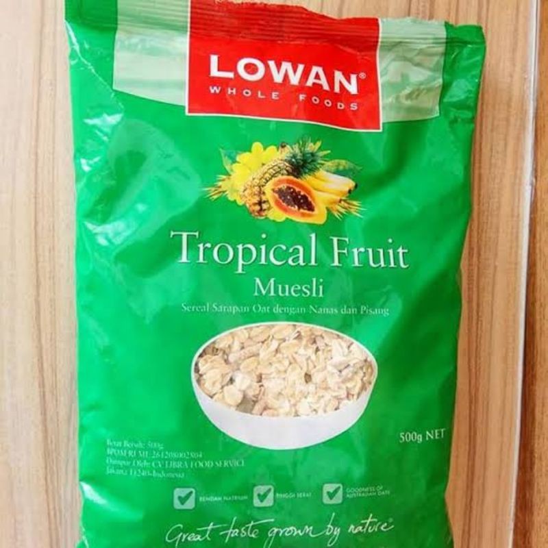 

LOWAN TROPICAL FRUIT MUESLI 500GR