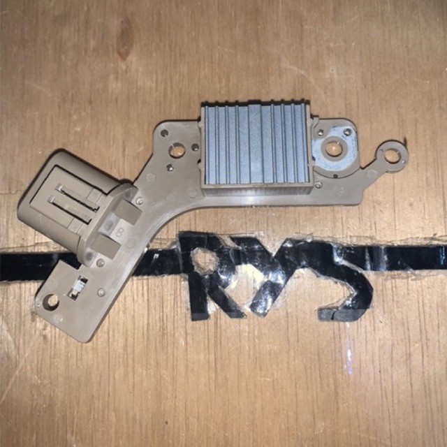 (GARANSI) CANTER PS136 PS 136 FUSO 8DC10 24V SOKET 2 IC REGULATOR ALTERNATOR CAS DINAMO AMPER AMPERE