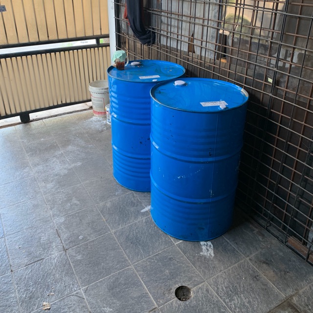 

Thinner A3 Pelarut lem 200L 180kg pembersih