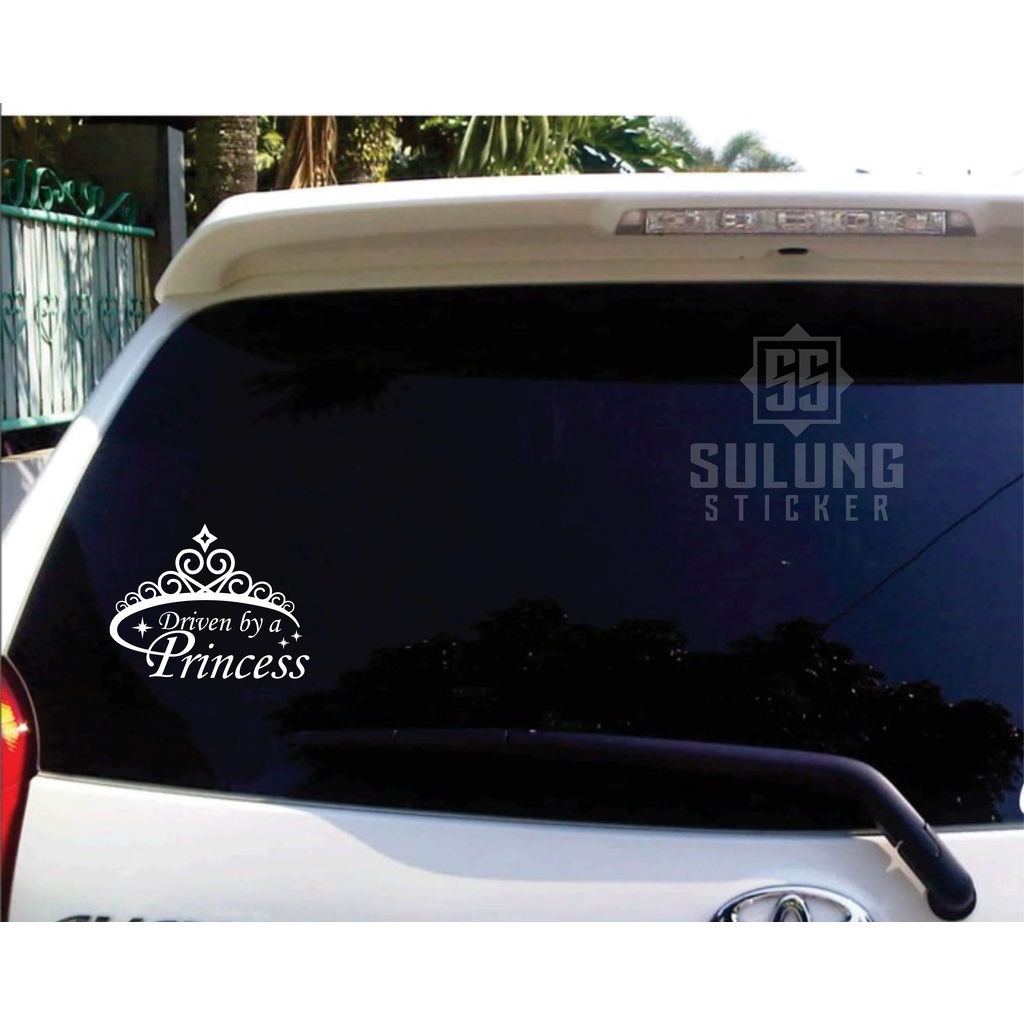 Stiker Kaca Belakang Mobil Tulisan Driven By A Princess Cutting Sticker Keren Aksesoris Terbaru