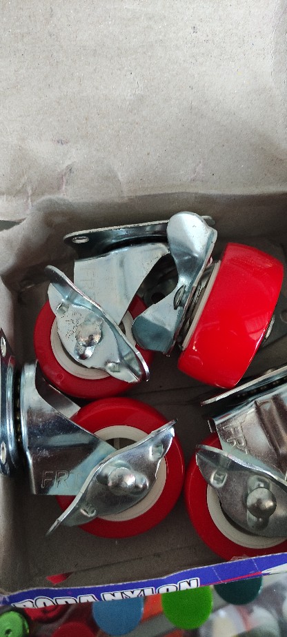 Roda Troli Kulkas Lemari Meja Kecil Karet Nilon Rem 2 Inch Merah