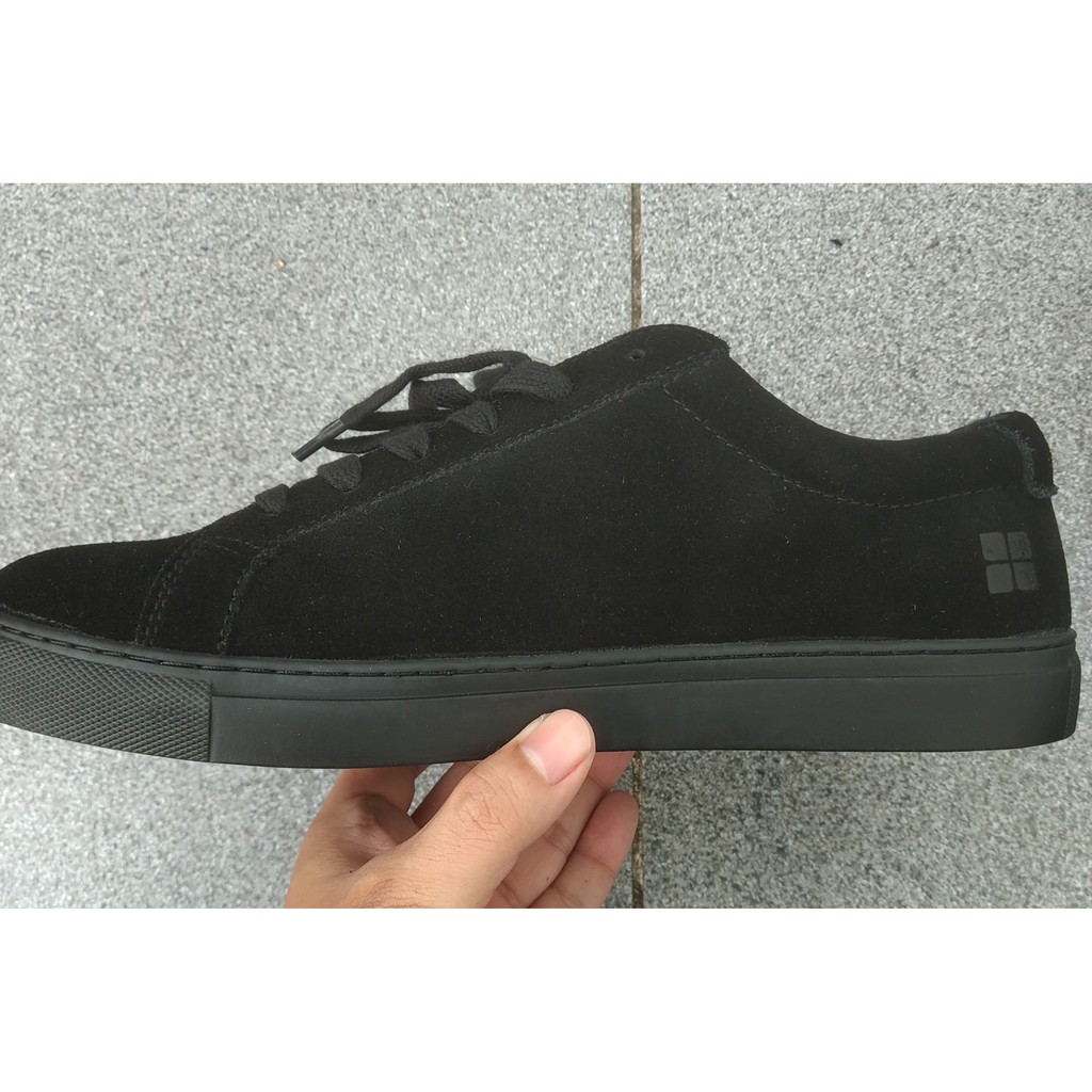 Sepatu / insight / hitam / black / dewasa / pria / original / IS819113