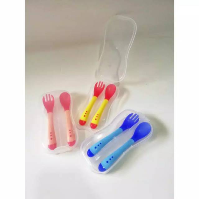 Sendok makan silikon bayi anak soft silicone spoon sensor panas