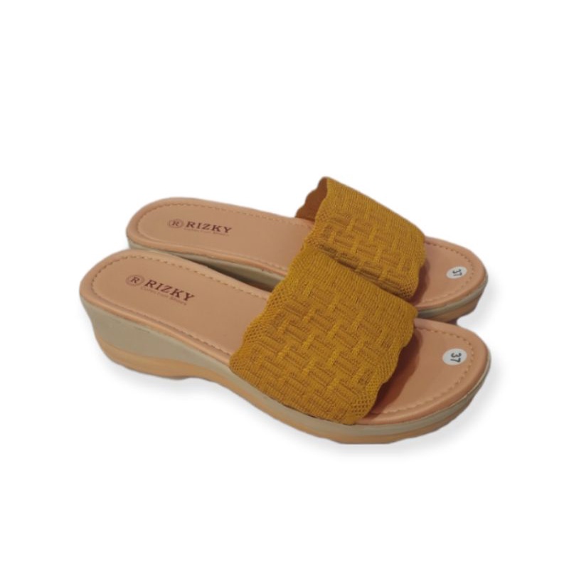 Sandal Slop Rajut/Sandal Wedjes Rajut