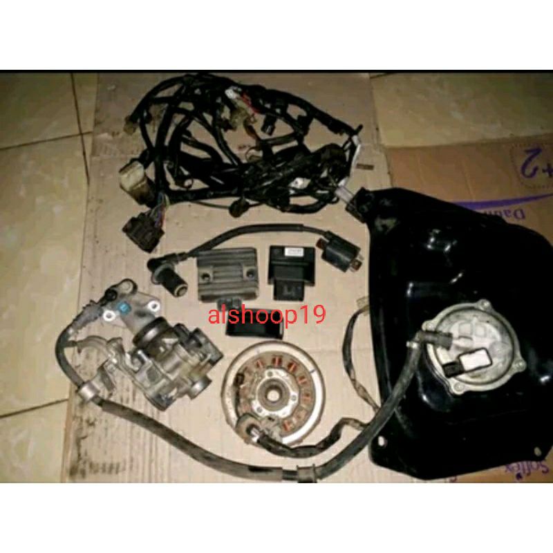 trothole bodi+ECU+ kabel bodi set Mio m3 Mio z ORI copotan